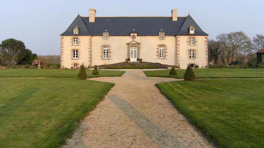 ドル・デ・ブルターニュ Manoir De Belle-Noe Bed & Breakfast エクステリア 写真
