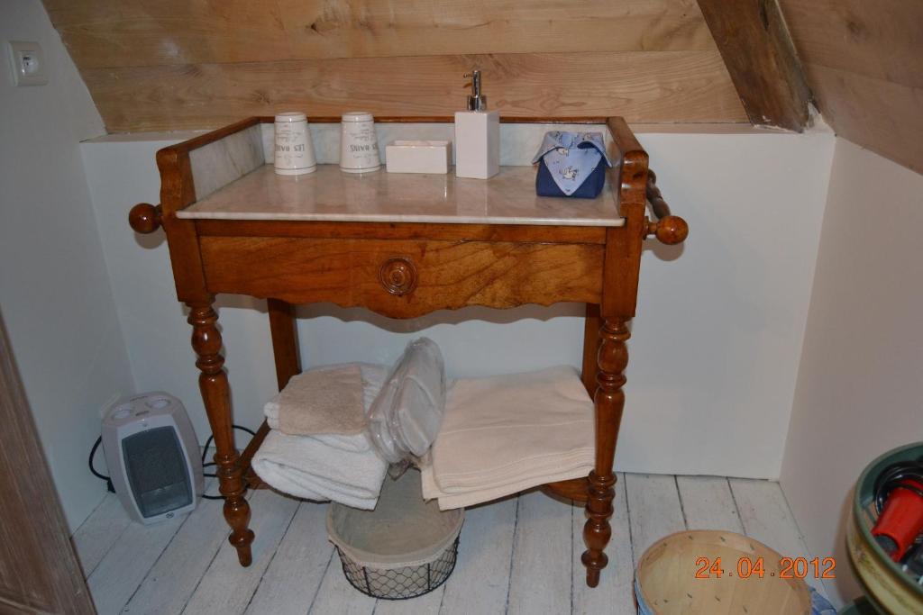 ドル・デ・ブルターニュ Manoir De Belle-Noe Bed & Breakfast 部屋 写真