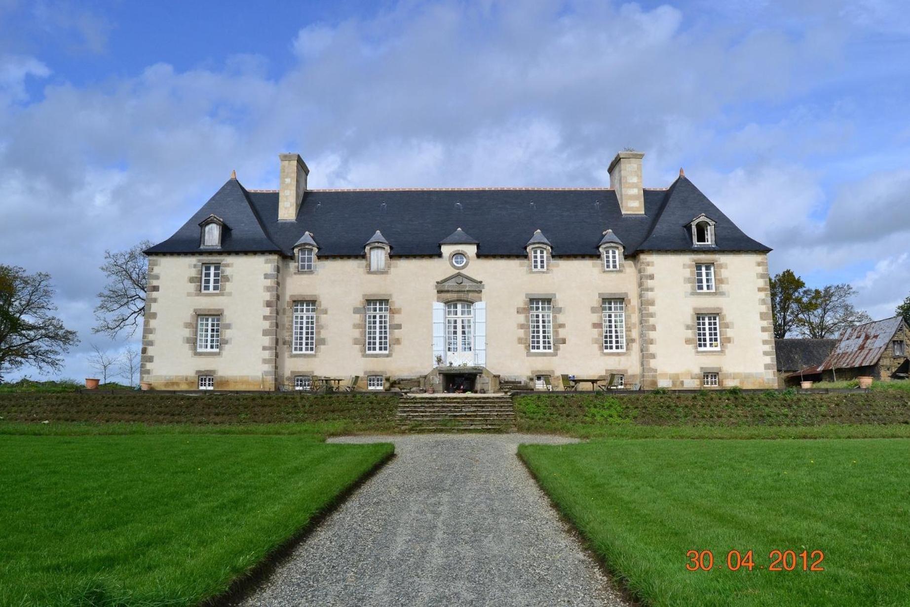 ドル・デ・ブルターニュ Manoir De Belle-Noe Bed & Breakfast エクステリア 写真